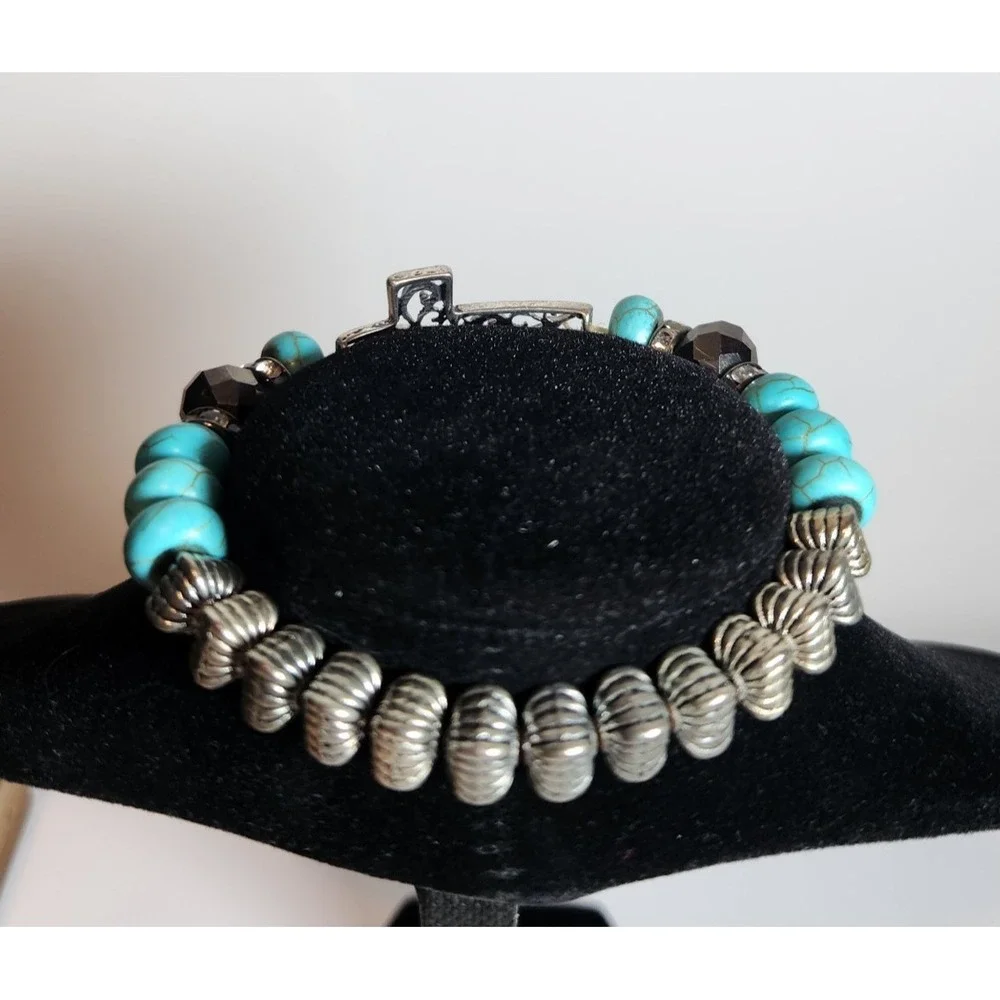 Stretch Boho Faux Turquoise & Silver Bracelet w/‎ Celtic Cross